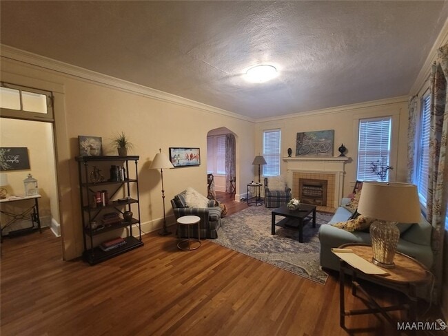 Photo - 128 S Capitol Pkwy