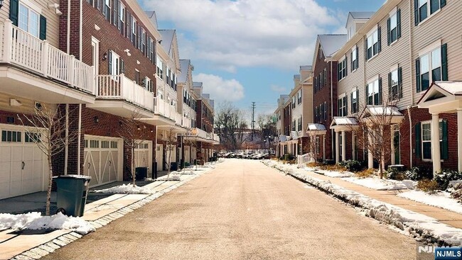 Photo - 54 Landmark Ln Unit 54