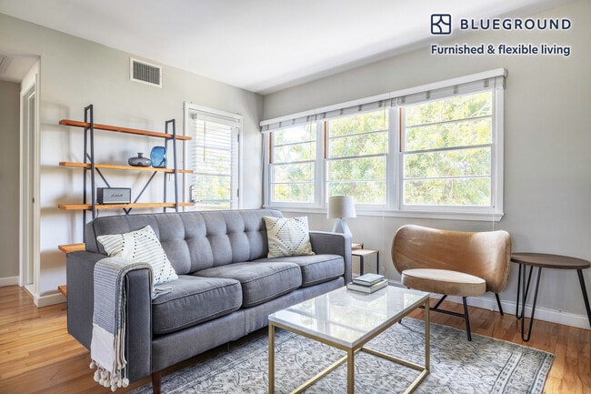 Photo - 1406 Elkgrove Cir Unit SI FL2-ID414