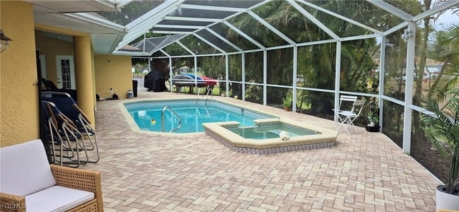 Photo - 505 Causeway Dr