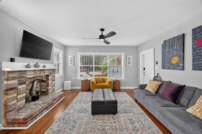 Photo - 1822 Rosedale St Unit B