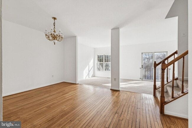 Photo - 1925 Inglebrook Dr