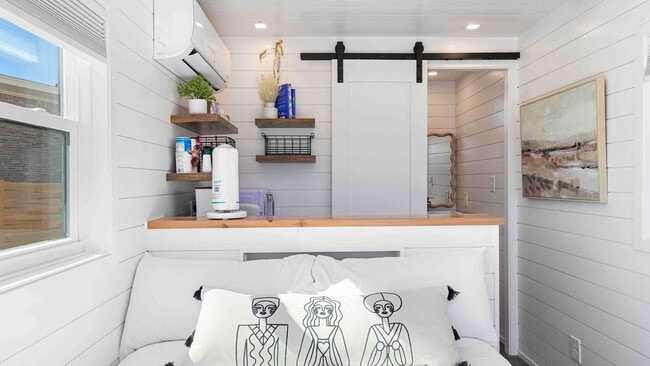 Photo - 316 Bream Ave Unit SI ID1502050P