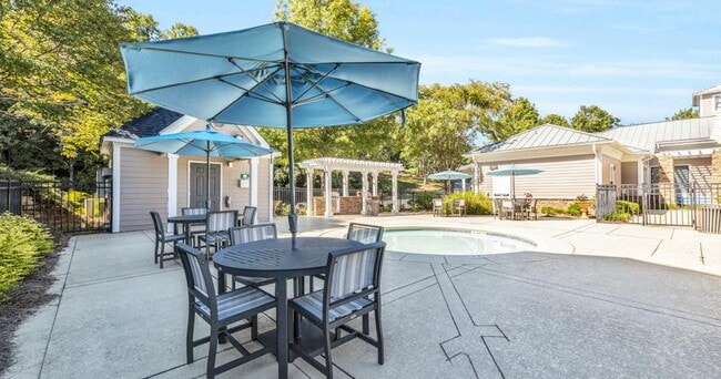 Photo - Marina Pointe