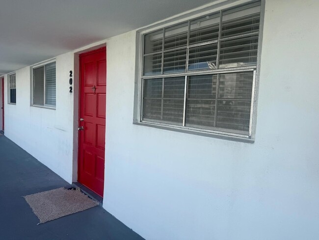 Photo - 402 Lake Shore Dr Unit 202