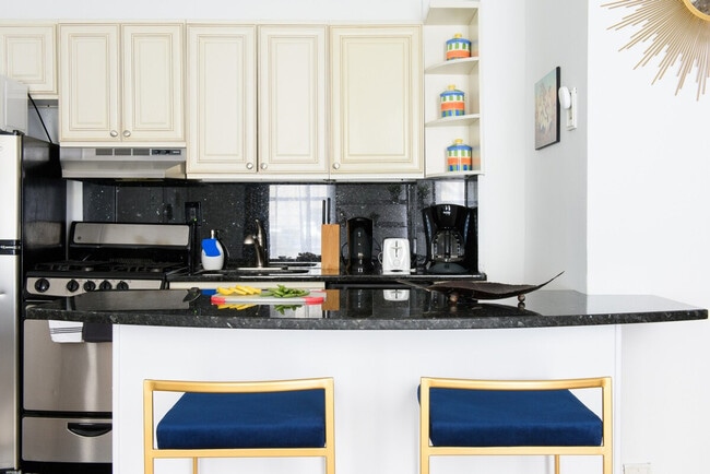 Photo - 233 E 26th St Unit SI FL3-ID1021856P