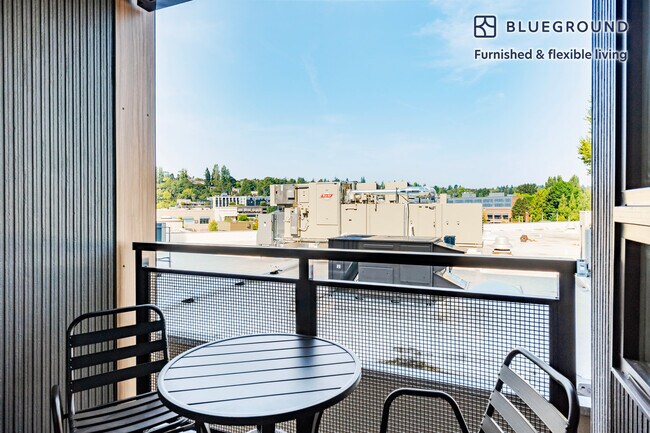 Photo - 4609 Union Bay Pl NE Unit FL3-ID920