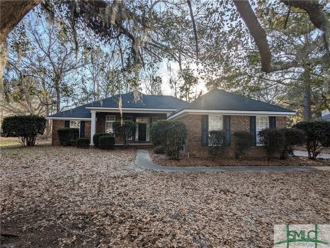 Building Photo - 550 Laurenburg Dr