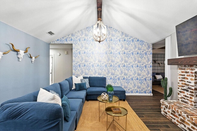 Photo - 749 Western Trail Unit ID1262016P