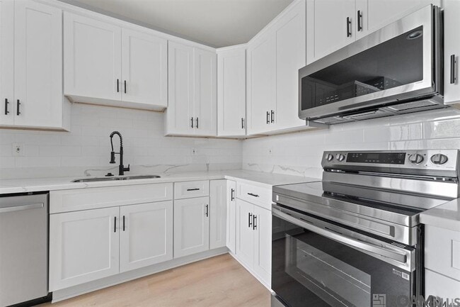 Photo - 1714 Tricou St