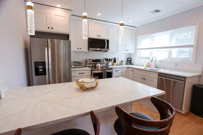 Photo - 75 Thorndike St Unit SI FL1-ID1238041P