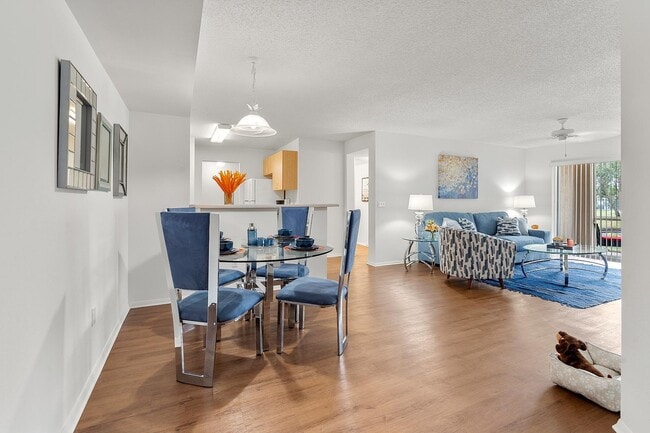 Photo - Bella Vista Apartments