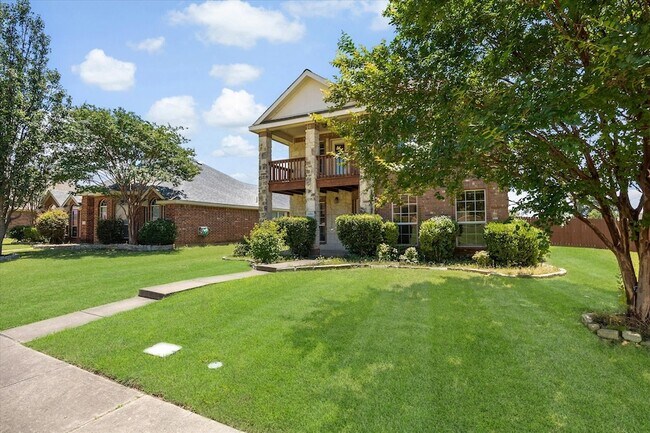 Photo - 1100 Camelot Dr