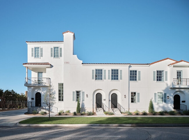 Photo - The Spaniard