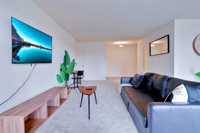 Building Photo - 1600 S Eads St Unit FL5-ID1022421P