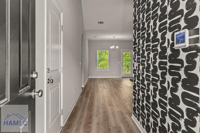 Photo - 266 Brightleaf Cir