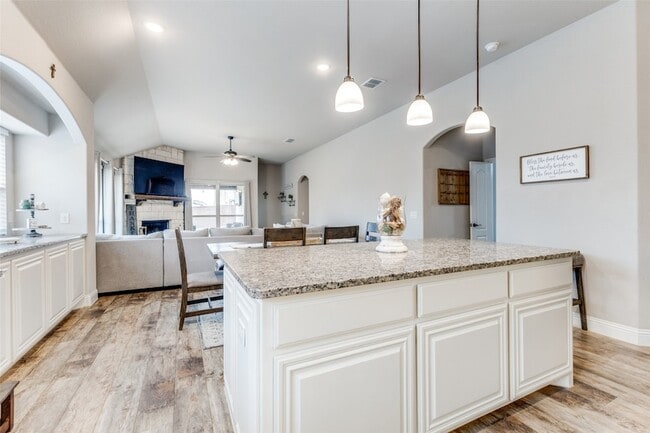 Photo - 3805 Orleans Way