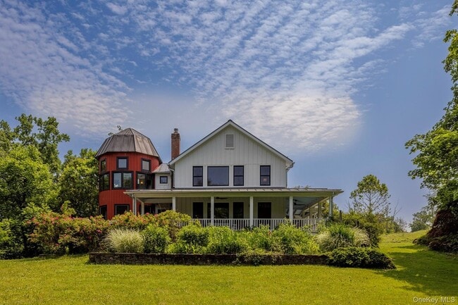 Photo - 243 Morton Rd