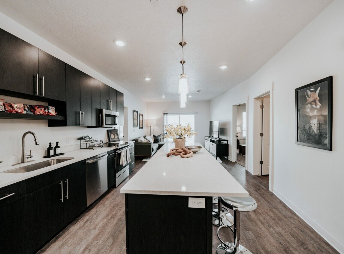 DSC06066-2-min-scaled - B1 2x2