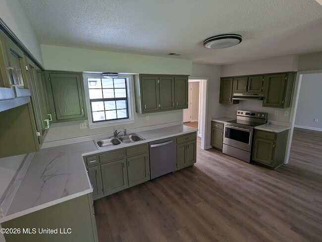 Photo - 5640 Ingleside Dr