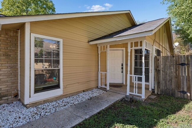 Photo - 14423 Watermill