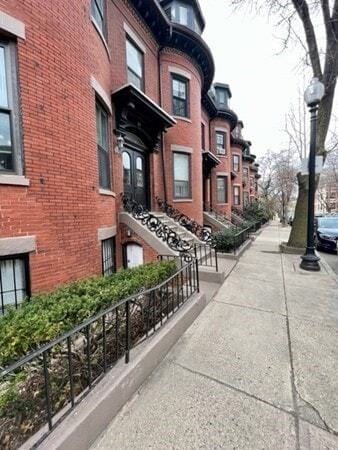 Building Photo - 93 E Brookline St Unit 2