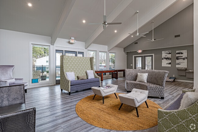 Clubhouse - Waters Edge Apartments