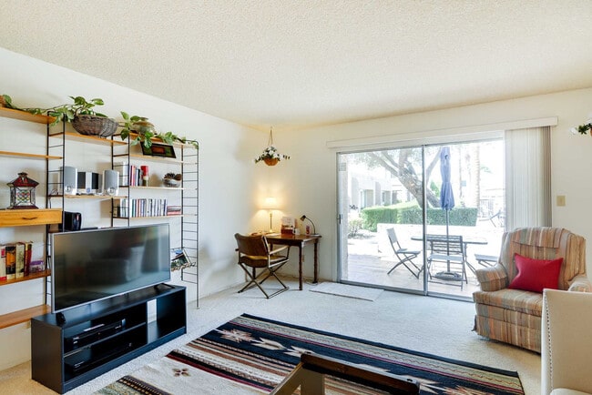 Building Photo - 445 S Desert Palm Unit SI ID1545712P