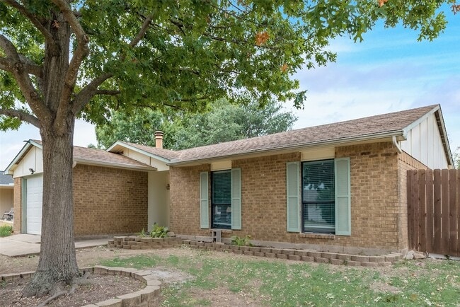 Photo - 713 Sunny Slope Dr