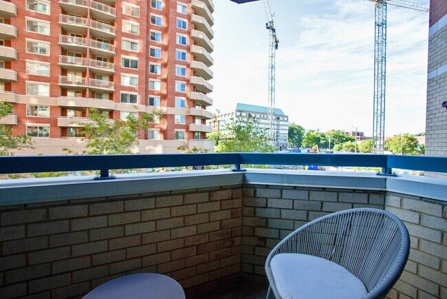 Photo - 901 N Pollard St Unit FL2-ID1022359P