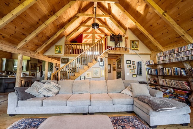 Photo - 7223 Ferry Rd Unit ID1336811P