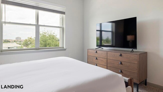 Photo - 110 Zora Pl Unit 1-318
