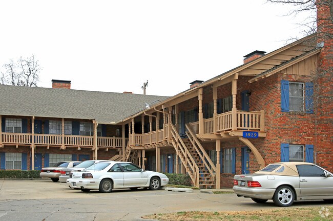 Photo - The Chalet & Riverside Plaza