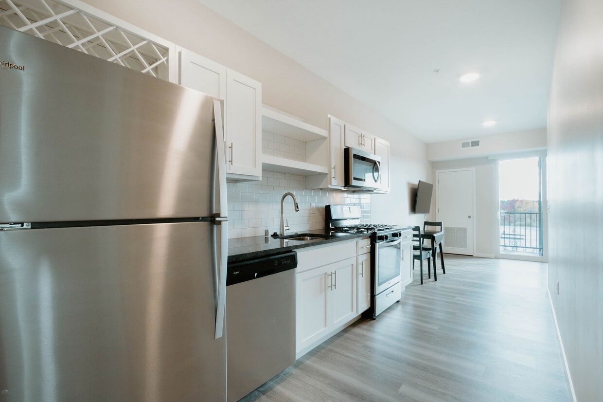 Floor Plan - Furnished One Bed