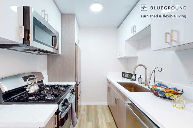 Photo - 407 N Broadway Unit FL0-ID10771A