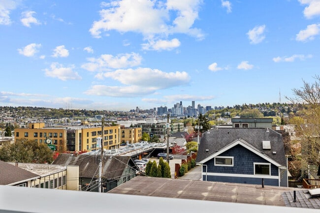 Photo - 4036 Linden Ave N Unit SI ID1036060P