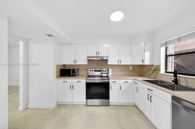 Building Photo - 265 SE 10th St Unit 1C