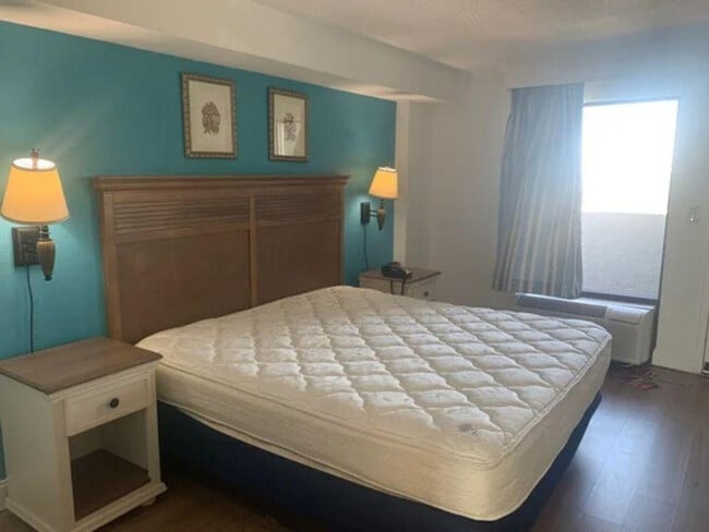 Photo - 5-B Riptide Bch Clb Unit ID1383724P