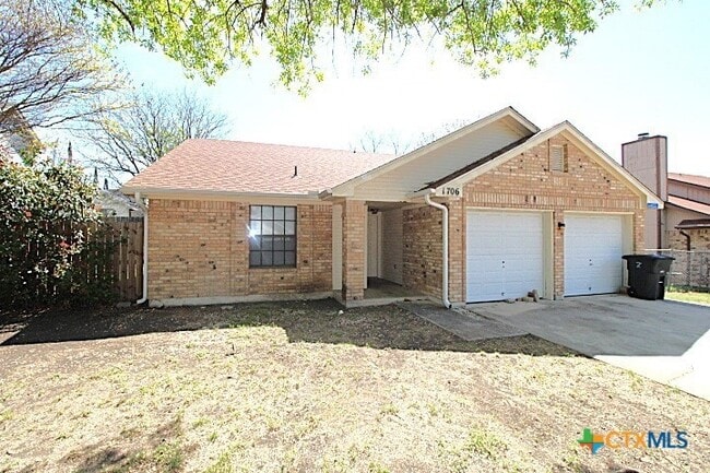 Building Photo - 1706 Wickfield Way