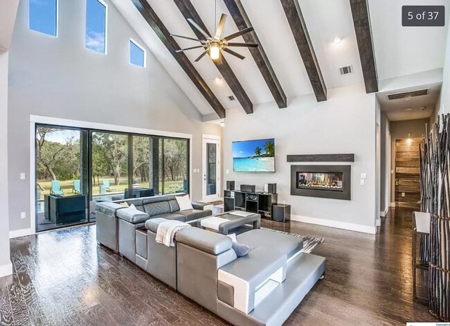 Building Photo - 12715 Trail Driver Unit SI ID1314618P