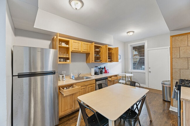 Photo - 909 W Agatite Ave Unit ID1319628P