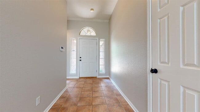 Photo - 217 Augsburg Ct