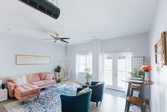 Photo - 202 E Main St Unit SI ID1397975P