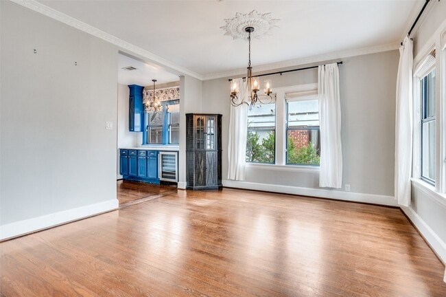 Photo - 5146 Goodwin Ave