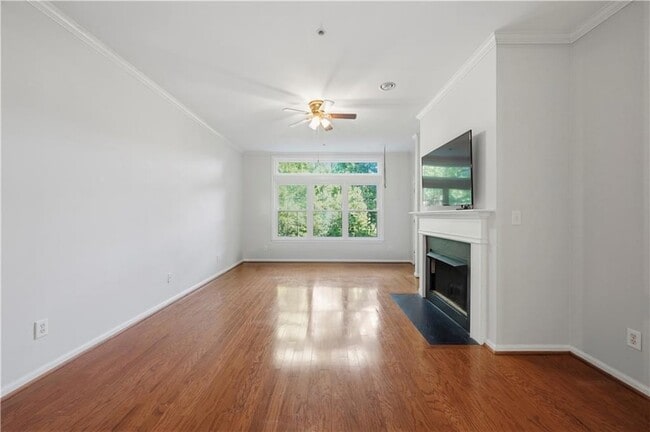 Photo - 424 Lindbergh Drive NE Unit 208