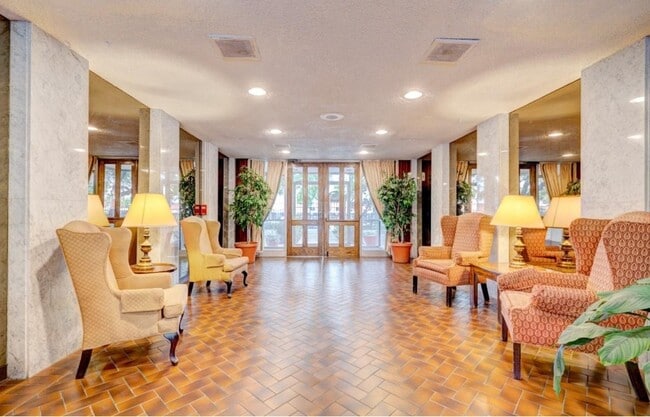 Photo - 7520 Hornwood Dr Unit 103