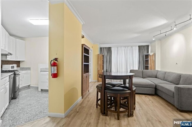 Photo - 7004 JFK Blvd E Unit 6a