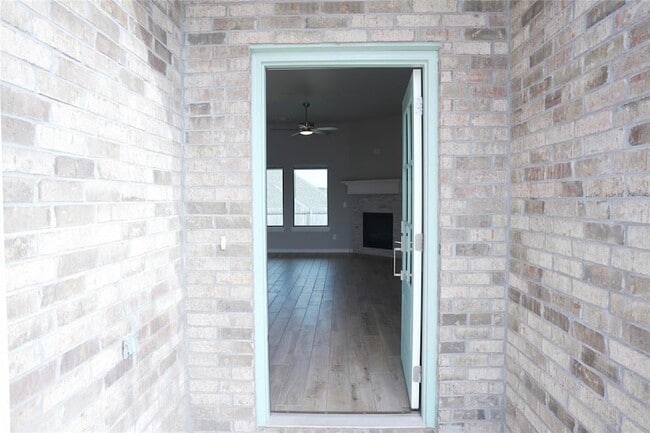Photo - 5216 Bing Cir