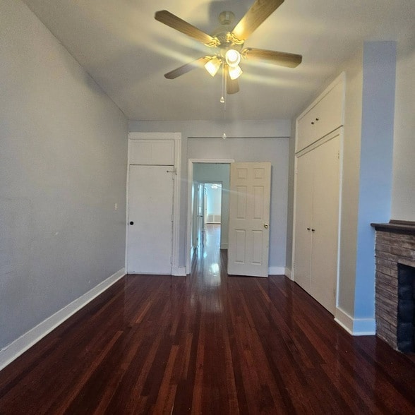 Photo - 59-28 56th St