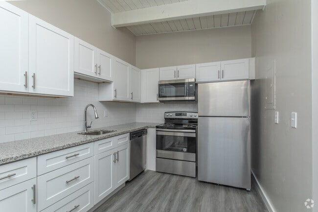1BR, 1BA - 750SF - Parkside Apartments